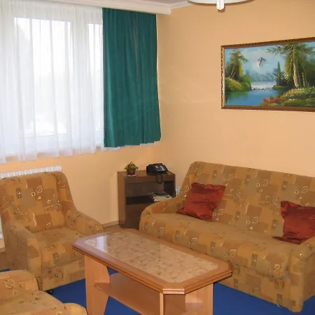 Hotel Ozd Ozd