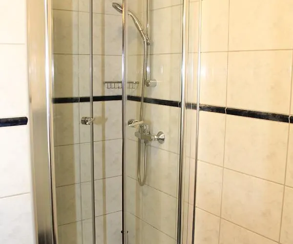 Hotel Ozd Hotel *